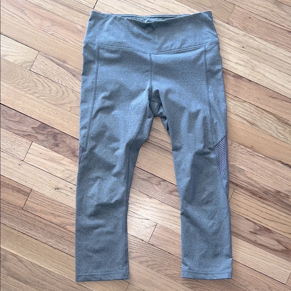 Reebok Cropped Leggings Size Small